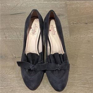 Plenty by Tracy Reese Grey Suede Heels NEW! Size 39